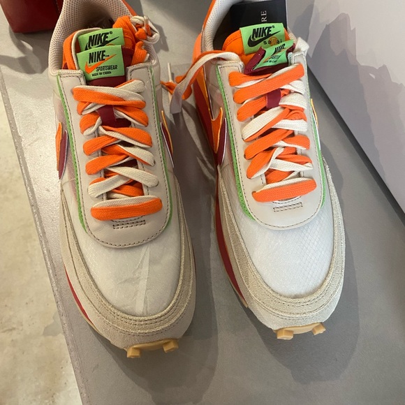 Nike x CLOT x Sacai LDWaffle Orange Blaze Sneakers - Picture 4 of 9